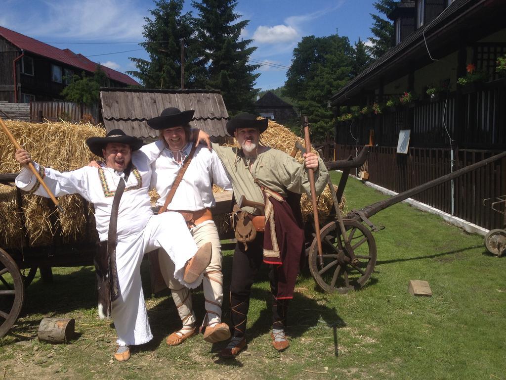 Penzion Javorina Čičmany Esterno foto
